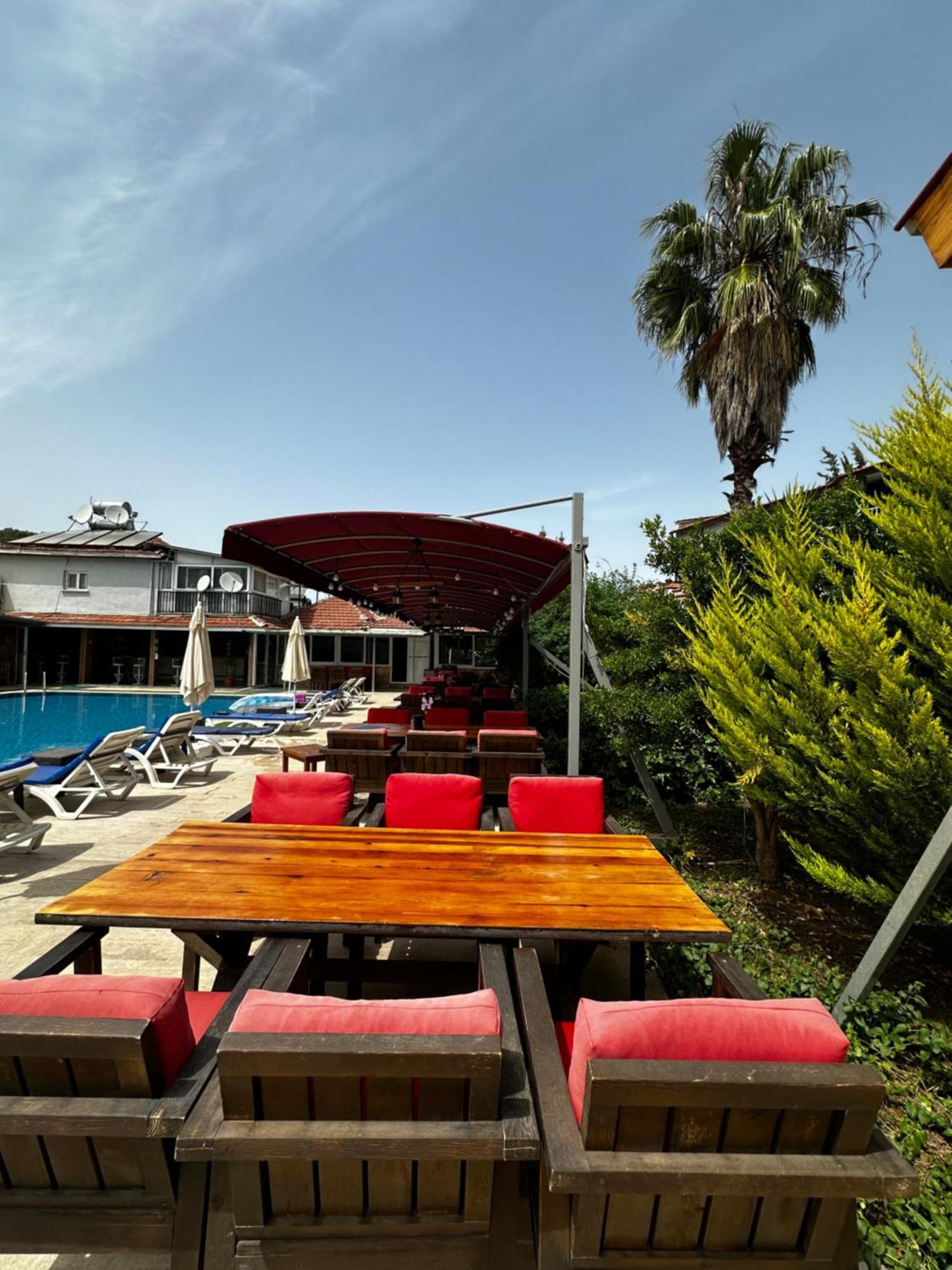 Carmina Hotel Ovacik  Exterior photo