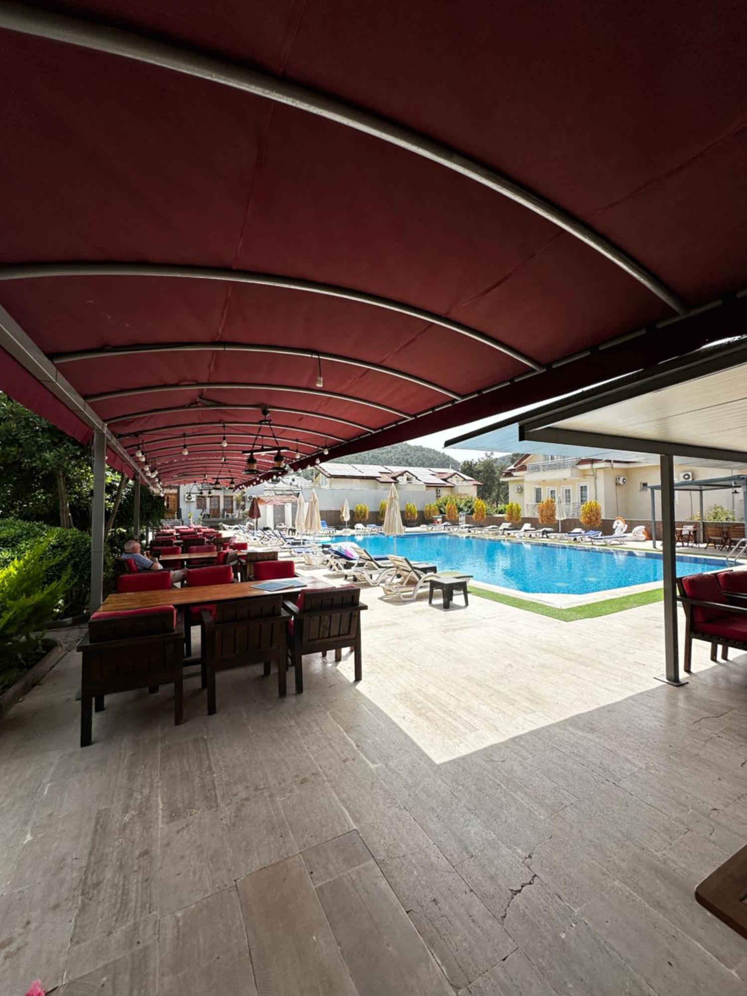 Carmina Hotel Ovacik  Exterior photo